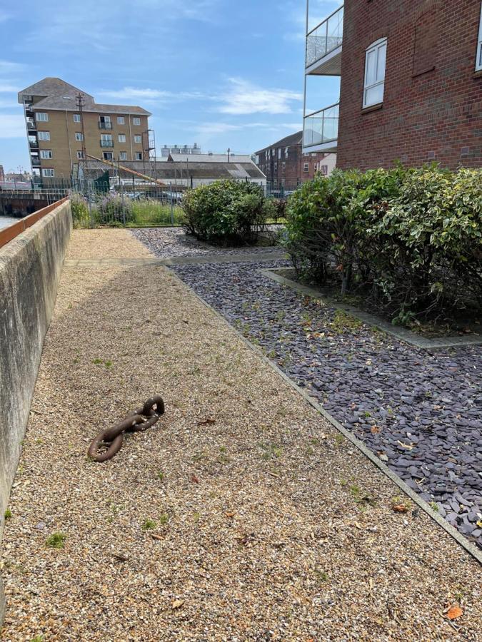 Apartment Lovely, Sleeps 6, Riverside Views, Parking, Gy Great Yarmouth