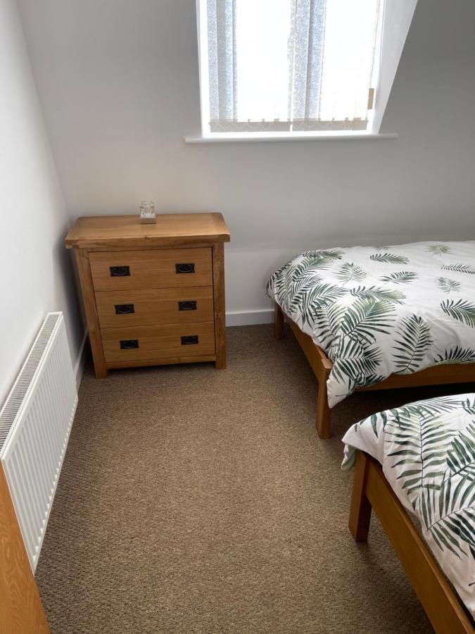 Apartment Lovely, Sleeps 6, Riverside Views, Parking, Gy Great Yarmouth